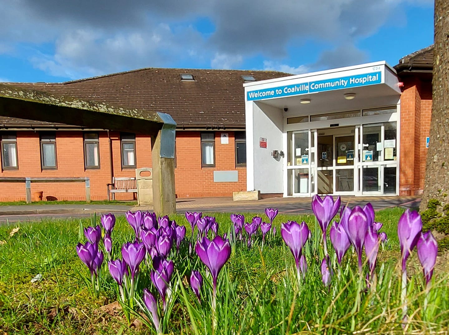 Photo of Coalville Hospital entrance