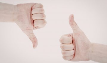photo of thumbs up and thumbs down